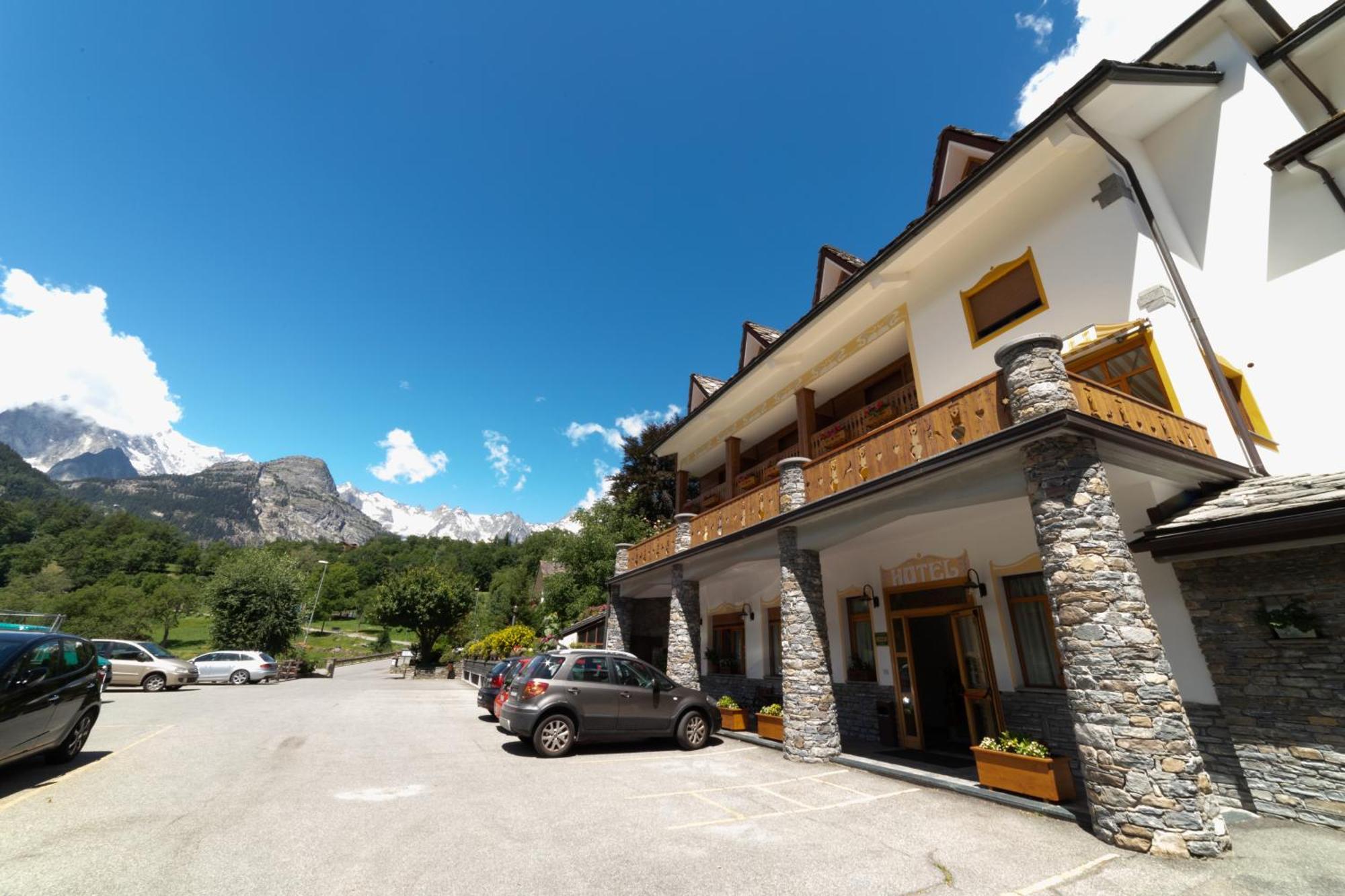 Hotel Beau Sejour Pré-Saint-Didier Exteriör bild
