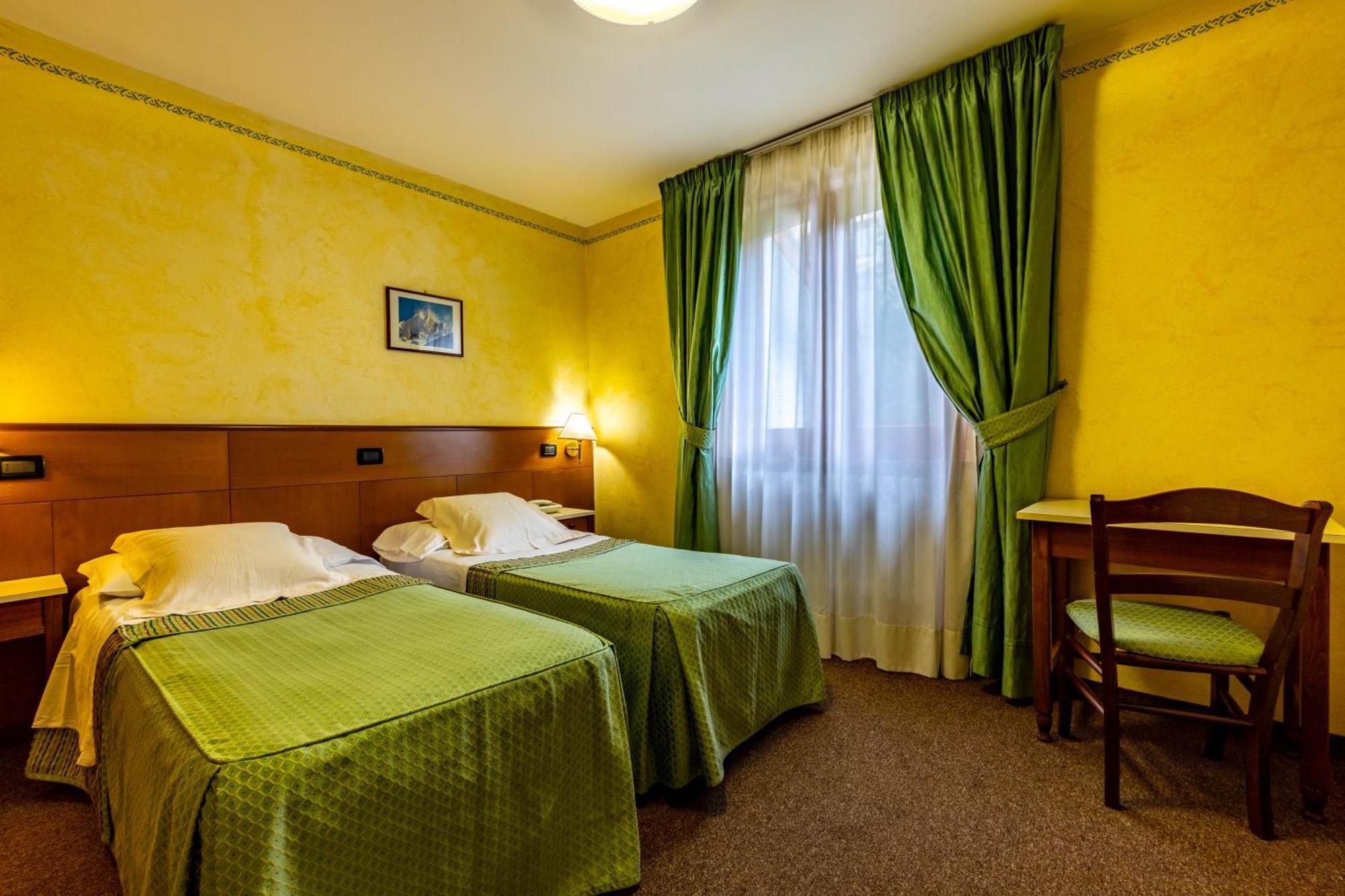 Hotel Beau Sejour Pré-Saint-Didier Exteriör bild