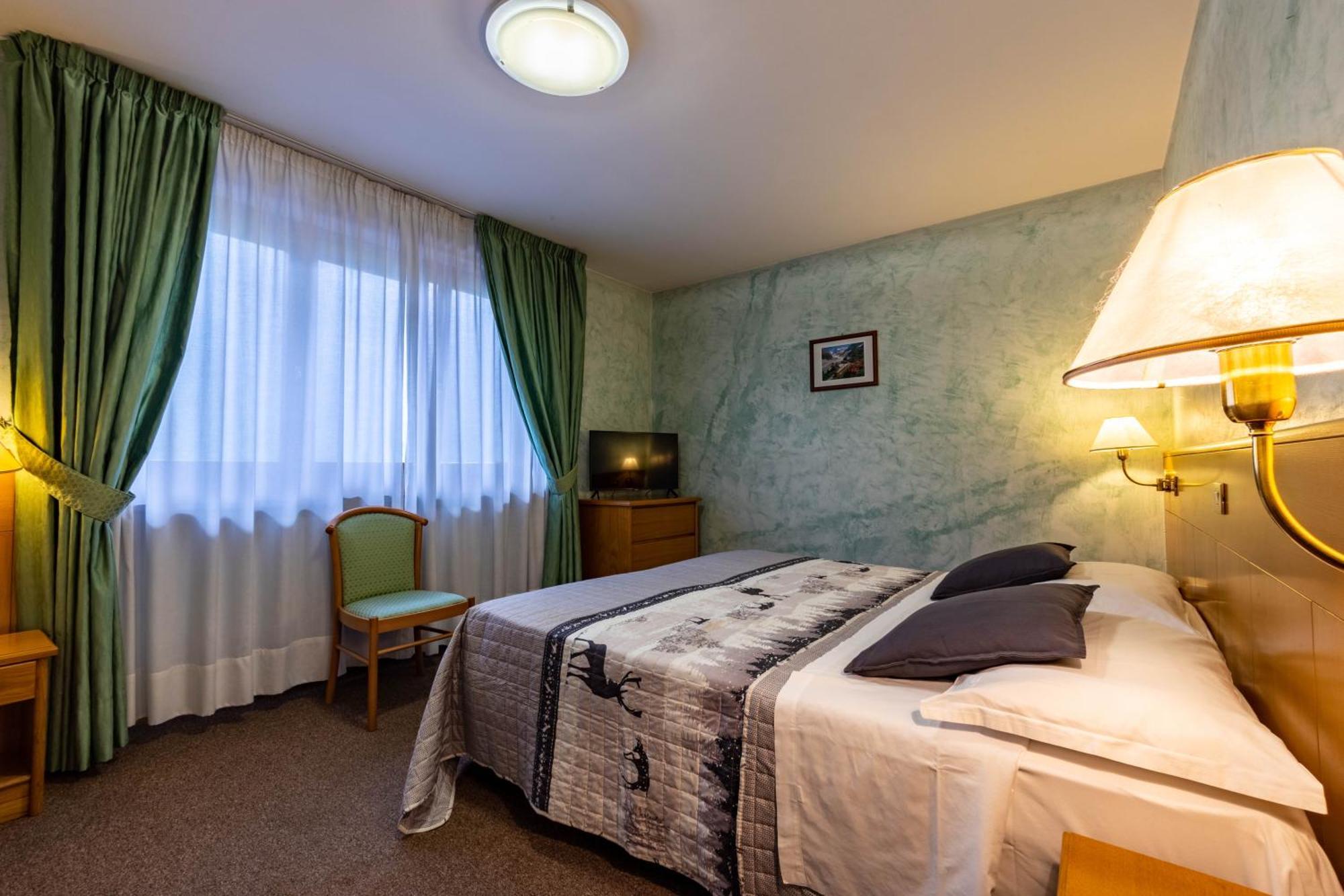 Hotel Beau Sejour Pré-Saint-Didier Exteriör bild