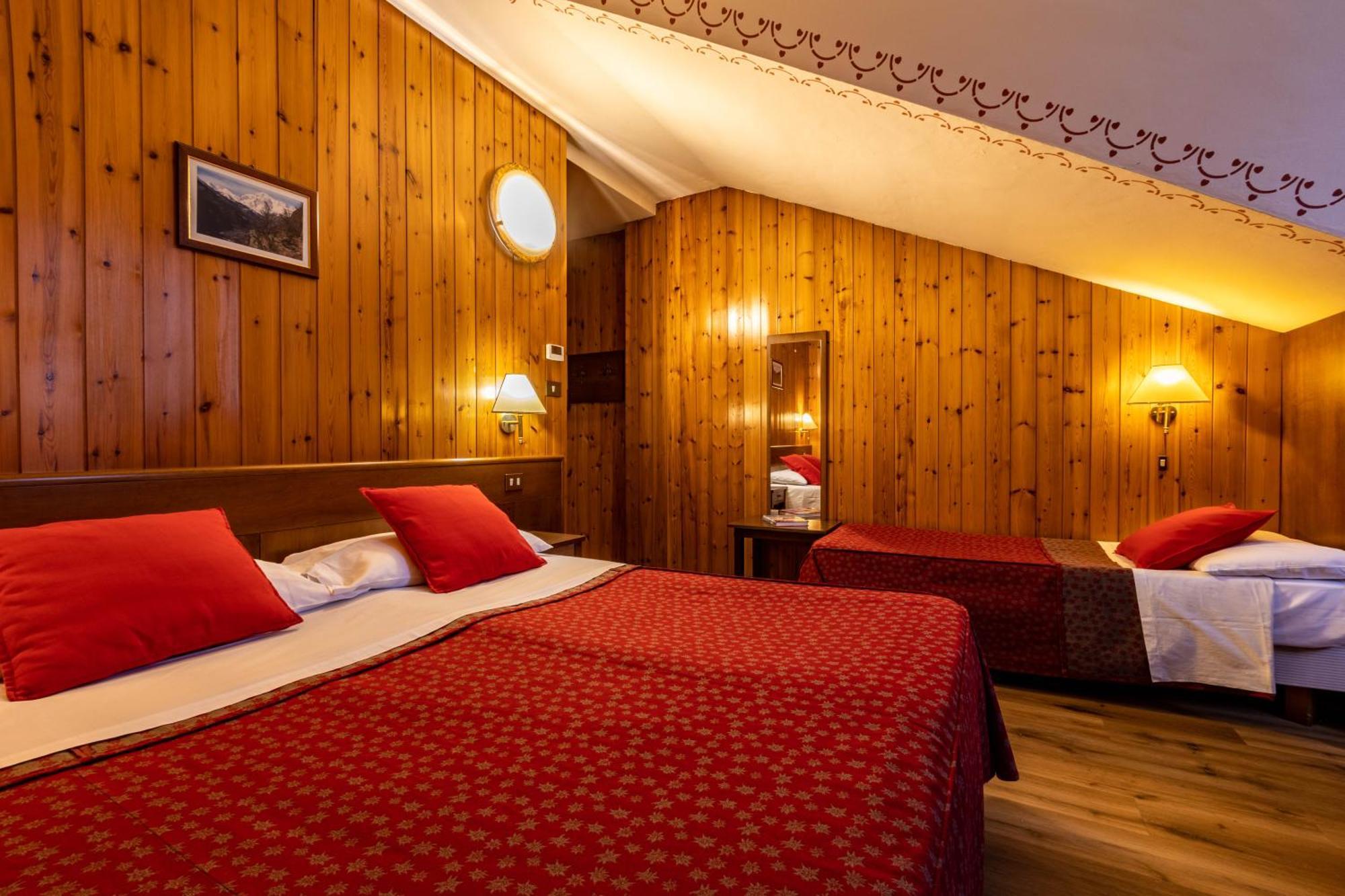 Hotel Beau Sejour Pré-Saint-Didier Exteriör bild