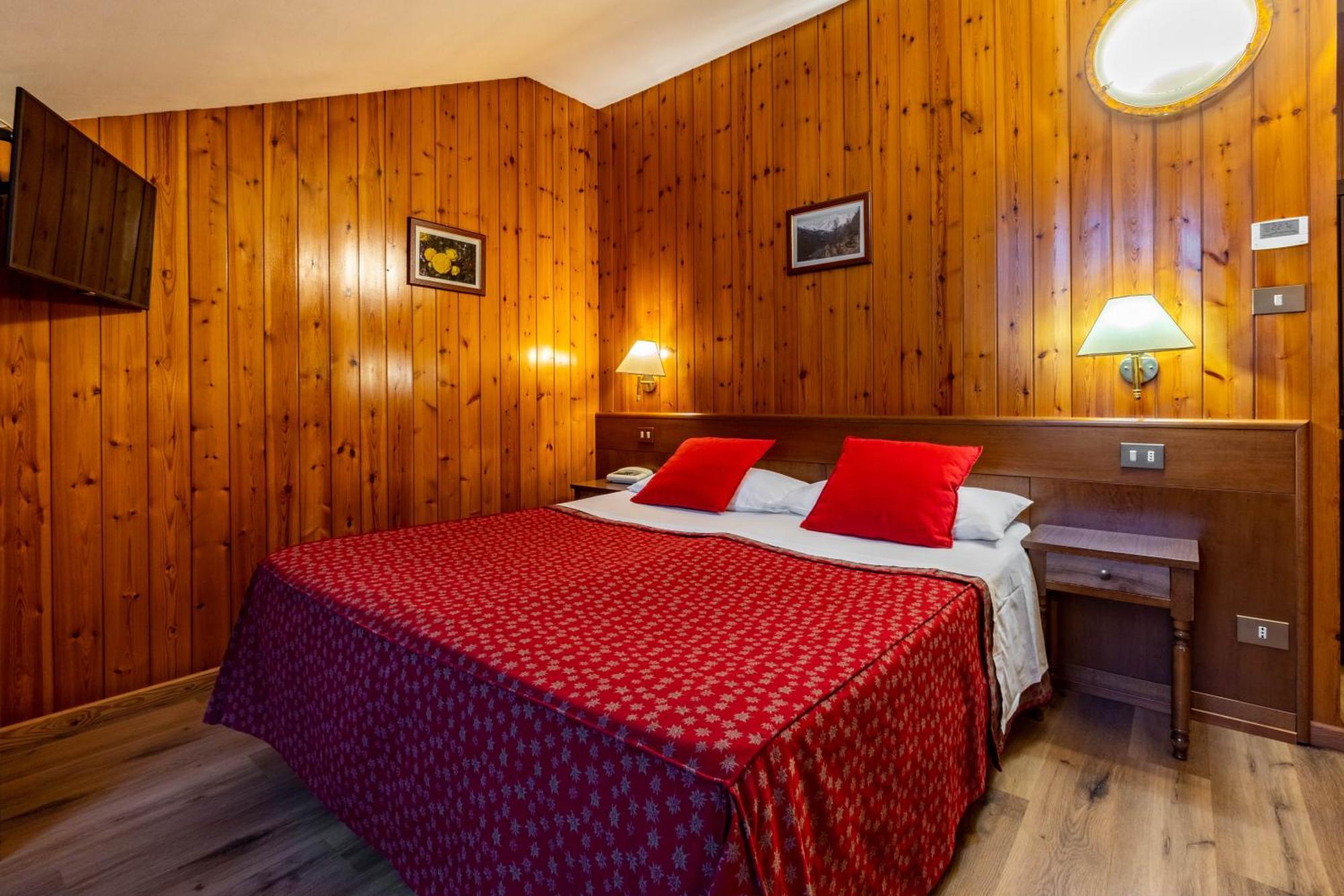 Hotel Beau Sejour Pré-Saint-Didier Exteriör bild