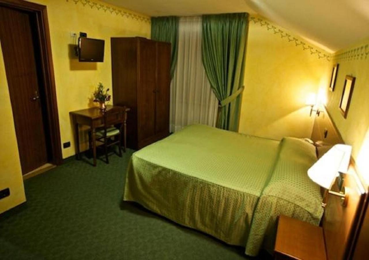 Hotel Beau Sejour Pré-Saint-Didier Exteriör bild